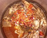A picture of step 3 of Guinea fowl peppersoup.