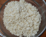 Foto del paso 1 de la receta: Arroz rojo con chícharos