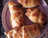 Foto del paso 3 de la receta: 🥐 Croissants rellenos de chocolate blanco y filipinos 🥐