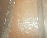 Foto del paso 6 de la receta: Budín húmedo de chocolate con dulce de leche delicioso!!