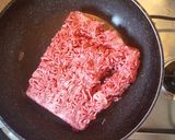 Foto langkah ke 4 dari resep Beef Chimichangas.