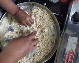 चिरोटे किंवा पाकातली पुरी (chirote recipe in marathi) रेसिपी स्टेप 2 फोटो 
