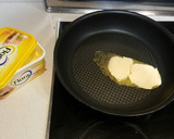Foto del paso 3 de la receta: Solomillo con revuelto de fredolics y espárragos trigueros