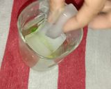 A picture of step 3 of Lemon Soda.