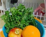 Foto langkah ke 4 dari resep Cold pressed juice : Kale (detox).