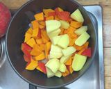 A picture of step 2 of Pumpkin Corn Soup.