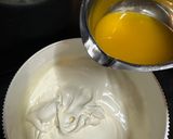 Foto langkah ke 3 dari resep Simple Birthday Cake.