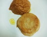 A picture of step 2 of Simple vegetarian home made burger.