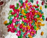 A picture of step 5 of Colourful Almond slices.