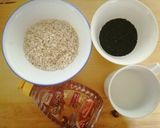 A picture of step 1 of Overnight Oats.