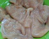 Foto langkah ke 1 dari resep Chicken Gordon Bleu.