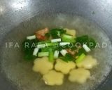 Foto langkah ke 3 dari resep Sop Tahu & Kentang.