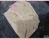 A picture of step 2 of Green Garlic Paratha.