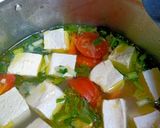 Foto langkah ke 4 dari resep Sayur Sop Kentang Wortel Tahu Putih.
