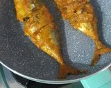 Foto langkah ke 5 dari resep Ikan Kembung Bakar Teflon.