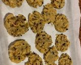 Foto del paso 4 de la receta: COOKIES de chips de chocolate y nueces sin gluten