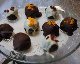 A picture of step 18 of Oreo truffles.
