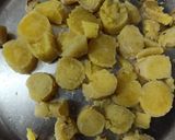 A picture of step 1 of Shakarkandi Chaat.