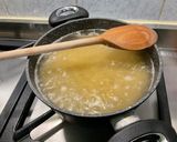 Une image de l'étape 12 de Cheveux d’ange aux fanes de carottes, lard fumé et pecorino.