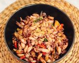 Foto langkah ke 7 dari resep Tumis Cumi Asin Cabe Ijo.