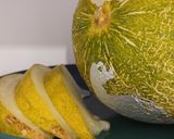 A picture of step 1 of Juicy limelon.