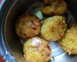 A picture of step 2 of পান্তাভাতের কোফতা কারি.
