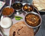 A picture of step 17 of Gujarati thali.