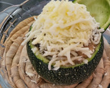 Foto del paso 7 de la receta: Calabacín relleno gratinado
