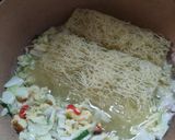 Foto langkah ke 4 dari resep Bihun Kuah Simple.
