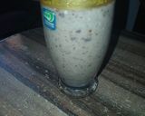 صورة لخطوة 2 من وصفة عصير موز باللبن والشكولاتة 🍌😋