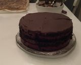 Pas rețetă Tort vegan cu ganache de ciocolată și cremă de vișine 10 fotografie