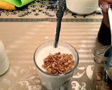 Foto del paso 4 de la receta: Como hacer yogurt natural con fresa fácil económico y rápido!!!