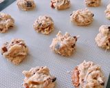 Hình bước làm 4 của món 💚 Cookies Hồ Đào (Pecan) & Sô Cô La Tan Chảy