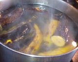 Foto del paso 1 de la receta: Pastel de plátanos (machos) relleno de quesos y jamón