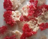 Foto langkah ke 5 dari resep Rengginang Nasi Merah Putih.