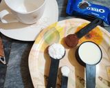 A picture of step 1 of One minute Oreo mug cake.