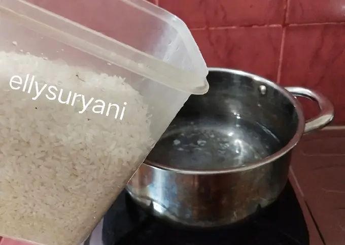 Langkah-langkah untuk membuat Cara bikin Ketupat Ekspres Buat Lebaran Ala Rumah Kami