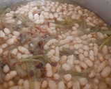 Foto del paso 5 de la receta: Judías blancas con borraja