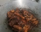 Foto langkah ke 5 dari resep Ayam Kecap Bawang Bombai.