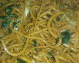 Foto langkah ke 3 dari resep Mie Gomak Goreng sambal Kacang.