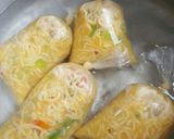 A picture of step 4 of Indomie awara.