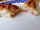 Croissants de chocolate y croissants de fresa