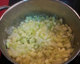 Foto del paso 1 de la receta: Traseros de pollo en salsa