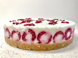 Torta fredda cocco e lamponi