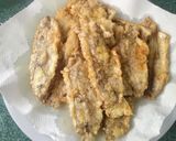 Foto del paso 2 de la receta: Bacaladillas finas (Capelláns) con cebolla y Pebrella 🐟