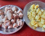A picture of step 1 of Soyabean Curry.