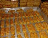Foto langkah ke 5 dari resep Kaastengel resep tintin rayner eggless|renyah ngeprul premium.