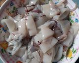 Foto langkah ke 1 dari resep Cumi Basah Balado Pedas #22.