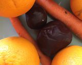 Méregtelenítő céklás-répás-narancsos smoothie recept fázis 1 fotója