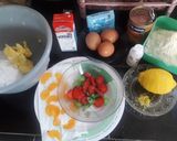 Foto langkah ke 1 dari resep Fruit pastry cake with creamy saus.